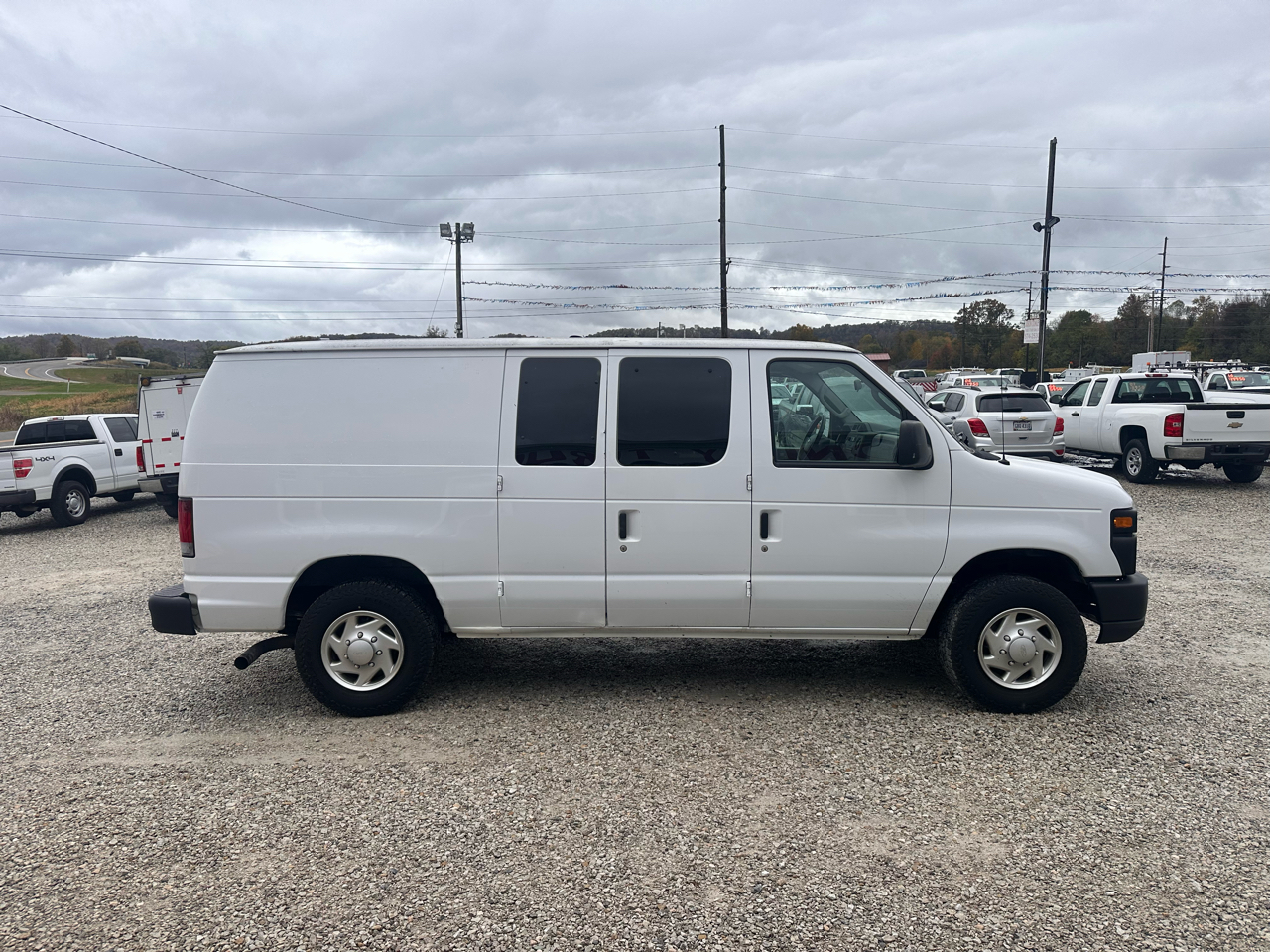 Ford Econoline Cargo Van E-250 Recreational 2011 Ford Econoline Cargo Van E-250 Recreational 2011
