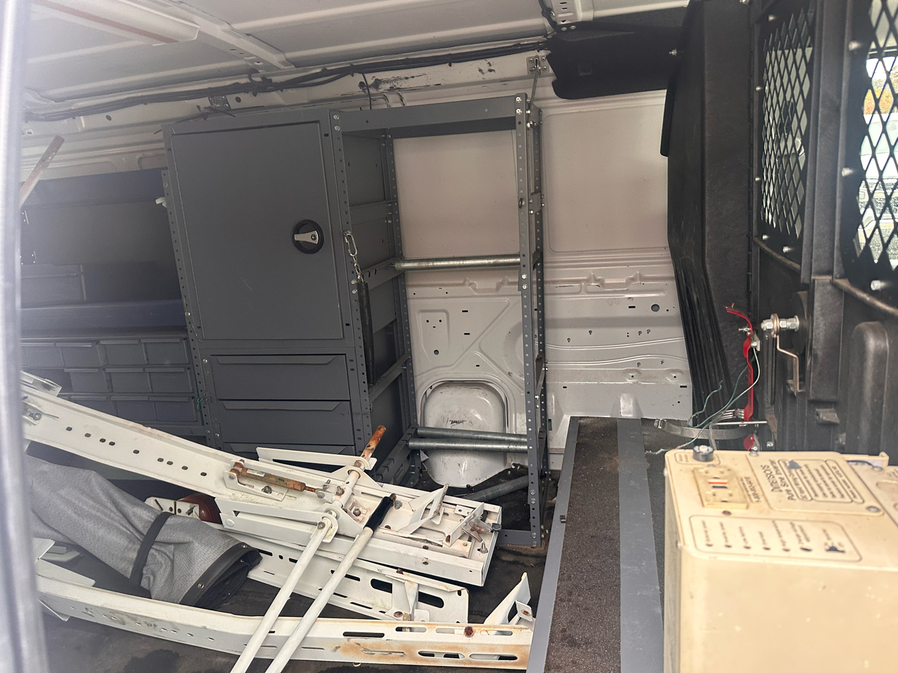 Ford Econoline Cargo Van E-250 Recreational 2011 Ford Econoline Cargo Van E-250 Recreational 2011