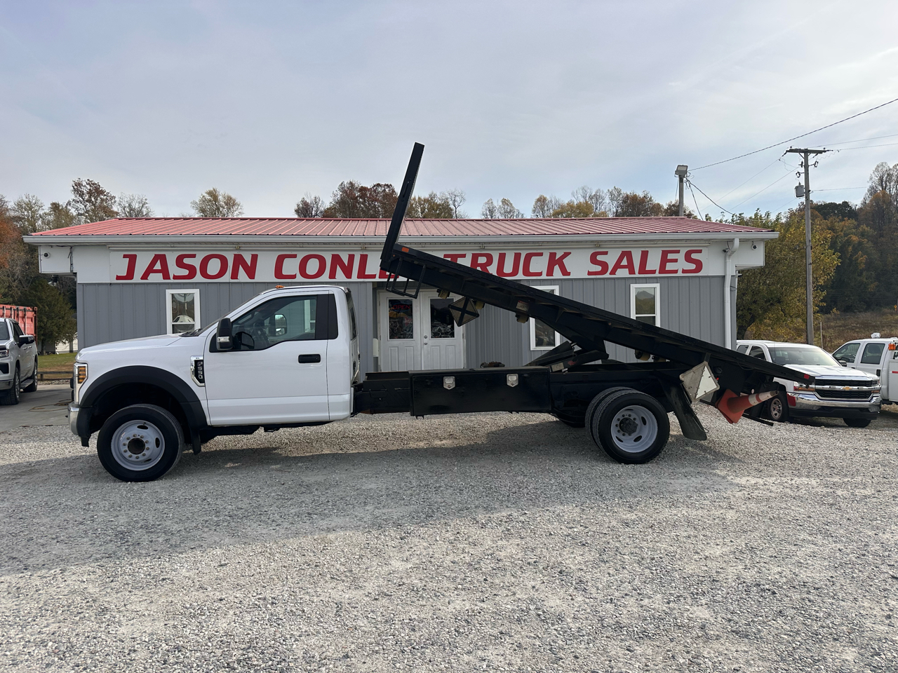 2019 Ford Super Duty F-550 DRW XLT 2WD Reg Cab 145" WB 60" CA