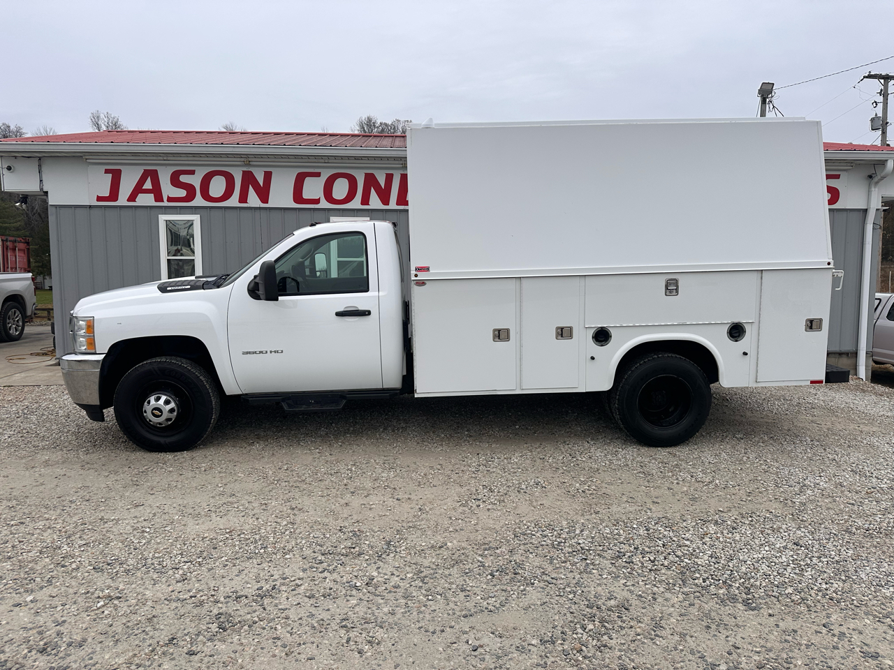 2014 Chevrolet Silverado 3500HD 4WD Reg Cab 162" WB, 84.3" CA WT