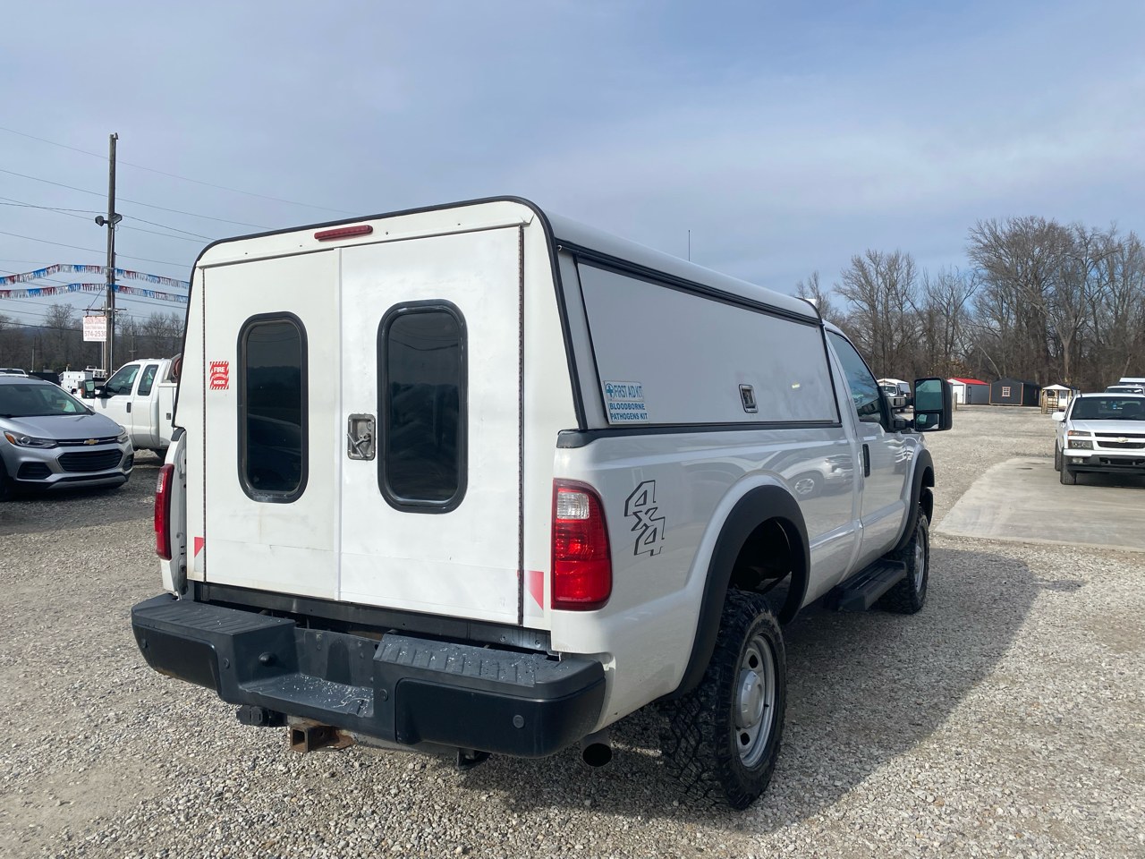 Ford Super Duty F-350 SRW 4WD Reg Cab 137" XLT 2013