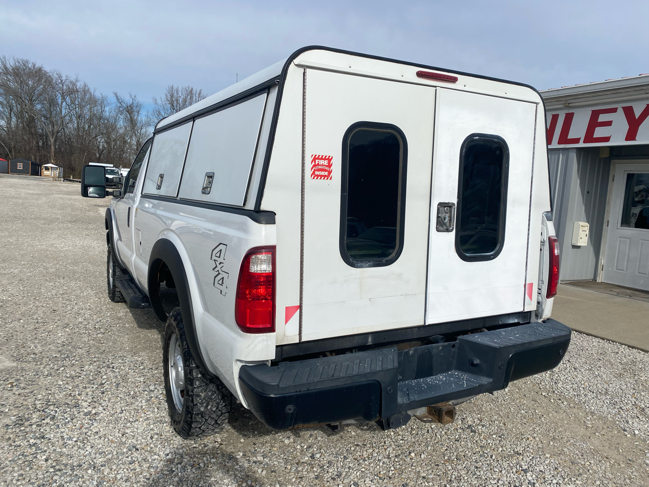 Ford Super Duty F-350 SRW 4WD Reg Cab 137" XLT 2013
