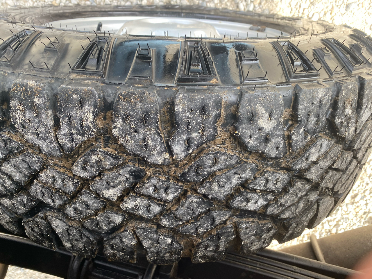 Ford Super Duty F-350 SRW 4WD Reg Cab 137" XLT 2013