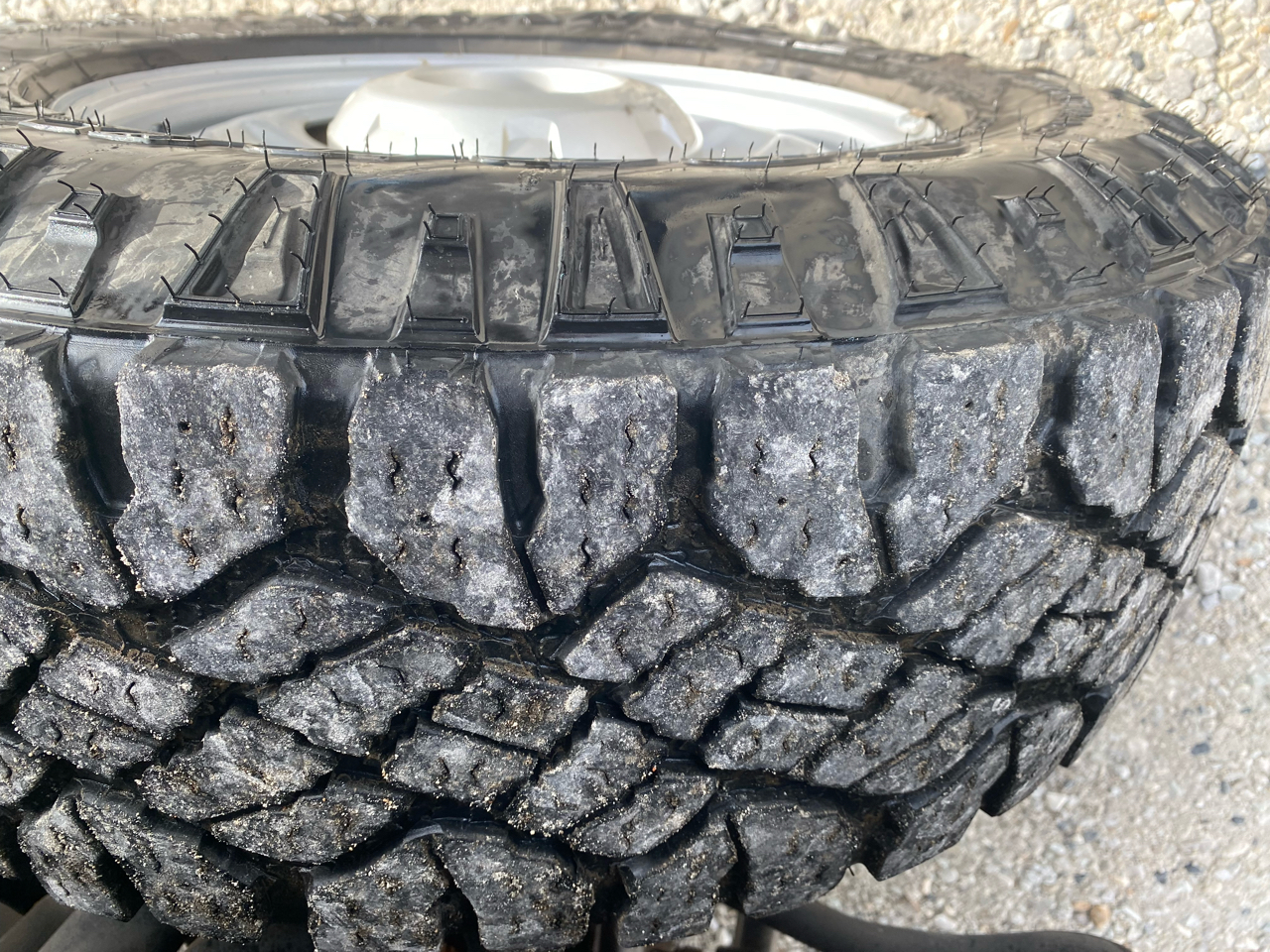 Ford Super Duty F-350 SRW 4WD Reg Cab 137" XLT 2013