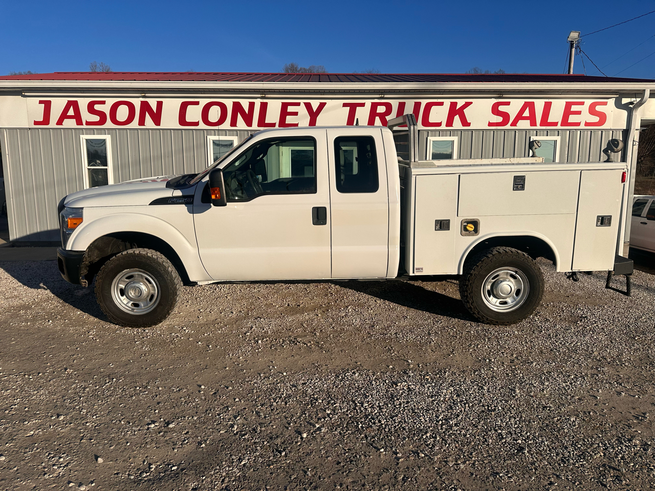 2016 Ford Super Duty F-250 SRW 4WD SuperCab 142" XL