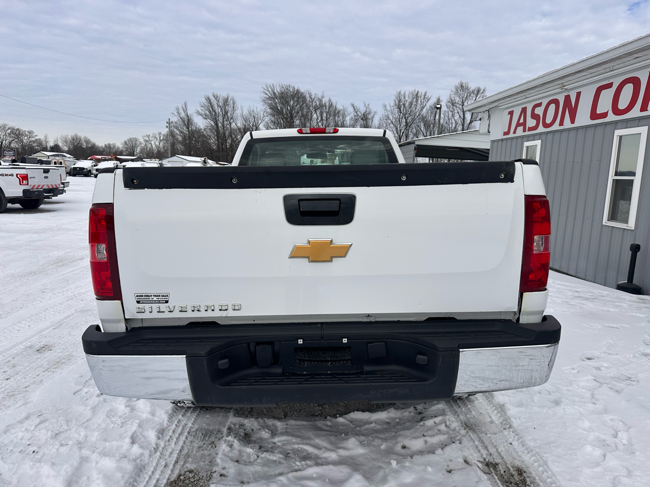 Chevrolet Silverado 2500HD 4WD Reg Cab 133" Work Truck 2010