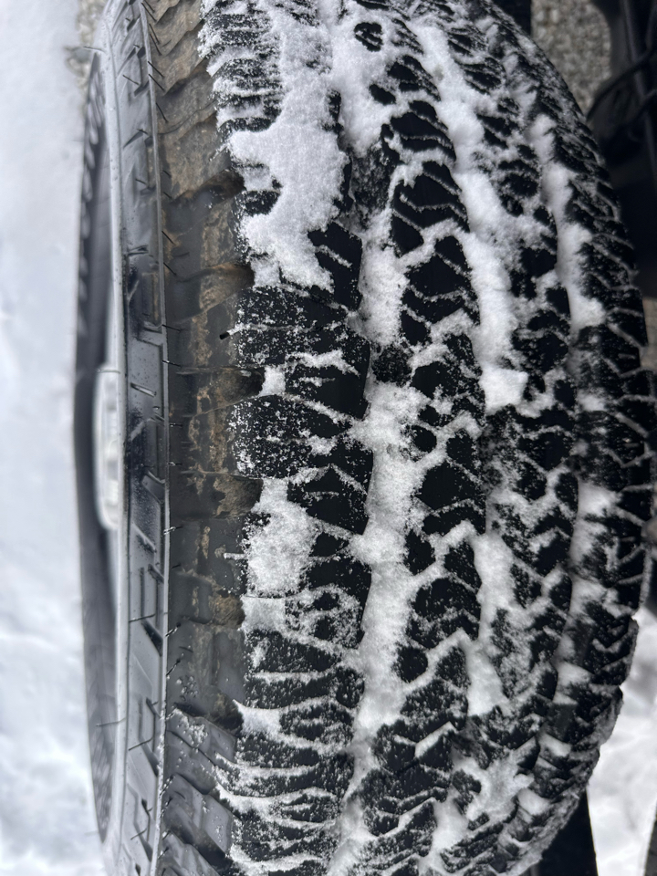 Chevrolet Silverado 2500HD 4WD Reg Cab 133" Work Truck 2010