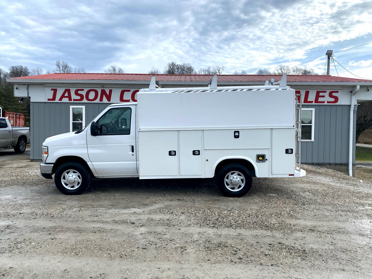 2014 Ford E-Series Cutaway Base