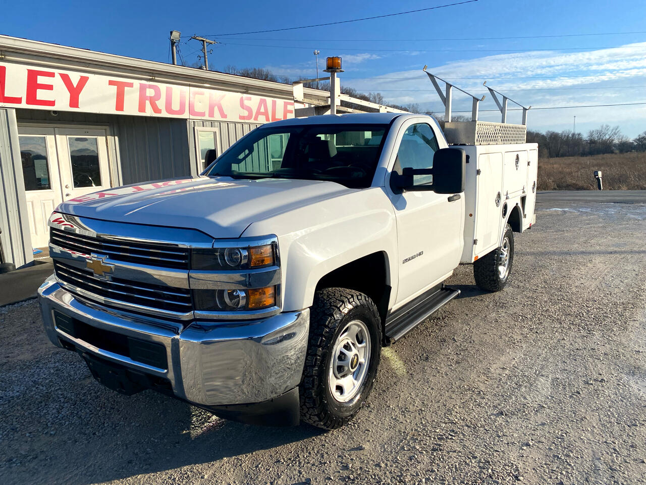 Chevrolet Silverado 2500HD 4WD Reg Cab 133.6" Work Truck 2015