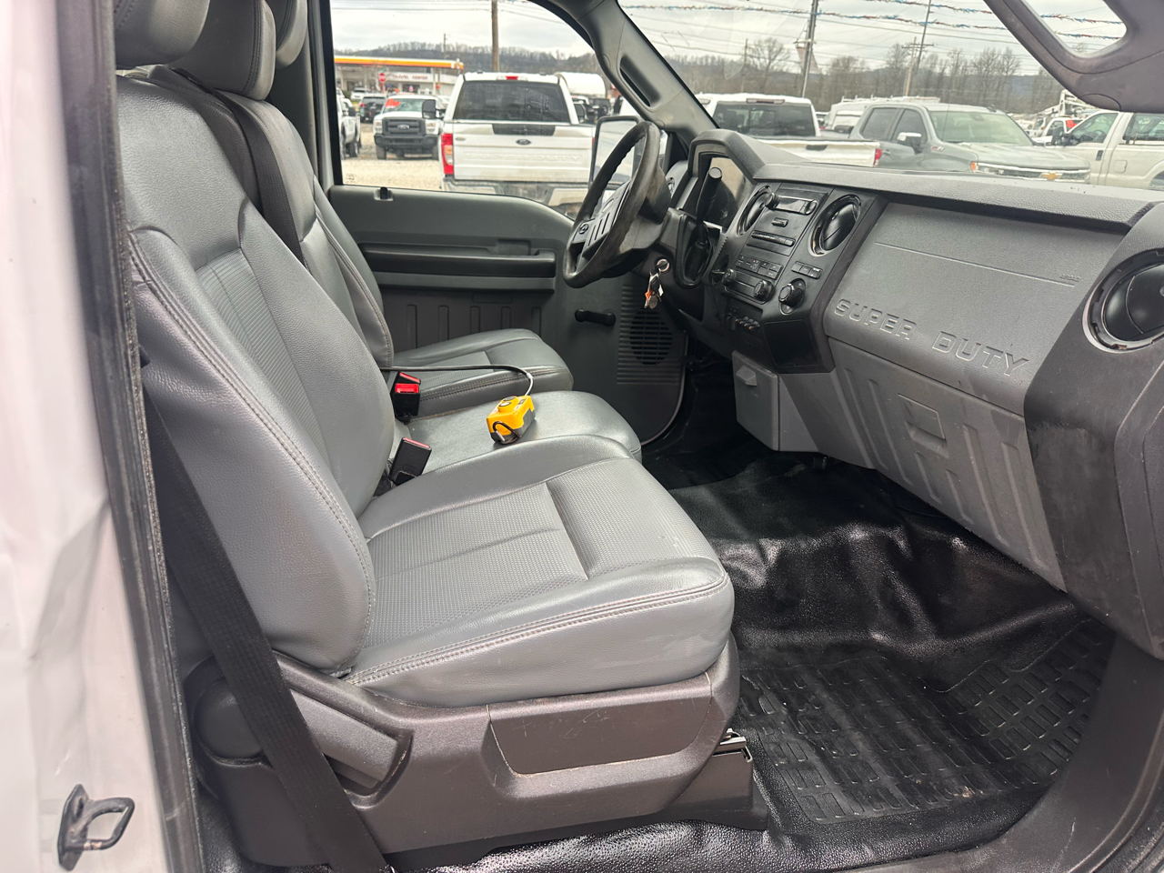 Ford Super Duty F-450 DRW  2014