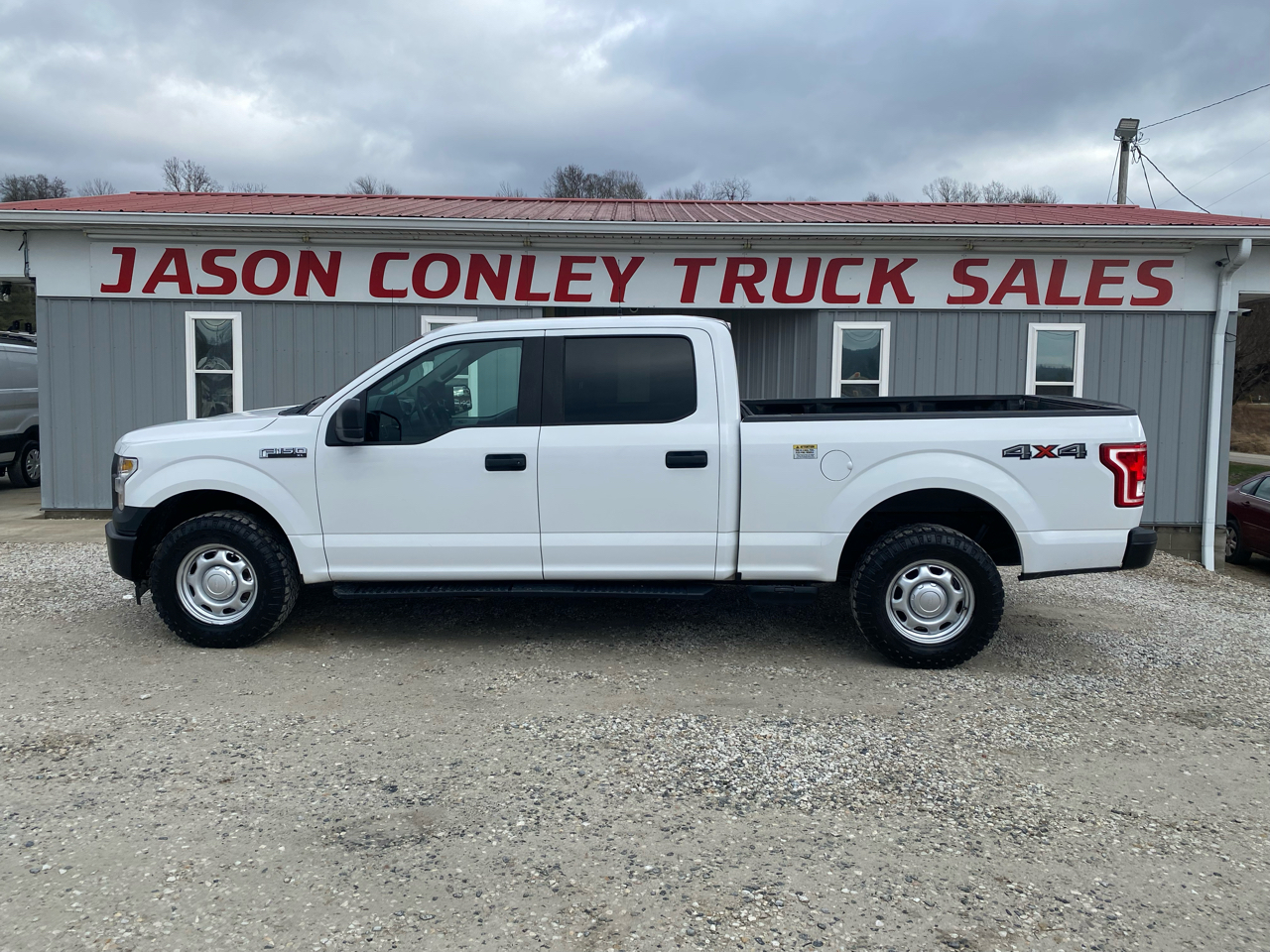 Ford F-150 XL SuperCrew 5.5-ft. Bed 4WD 2017