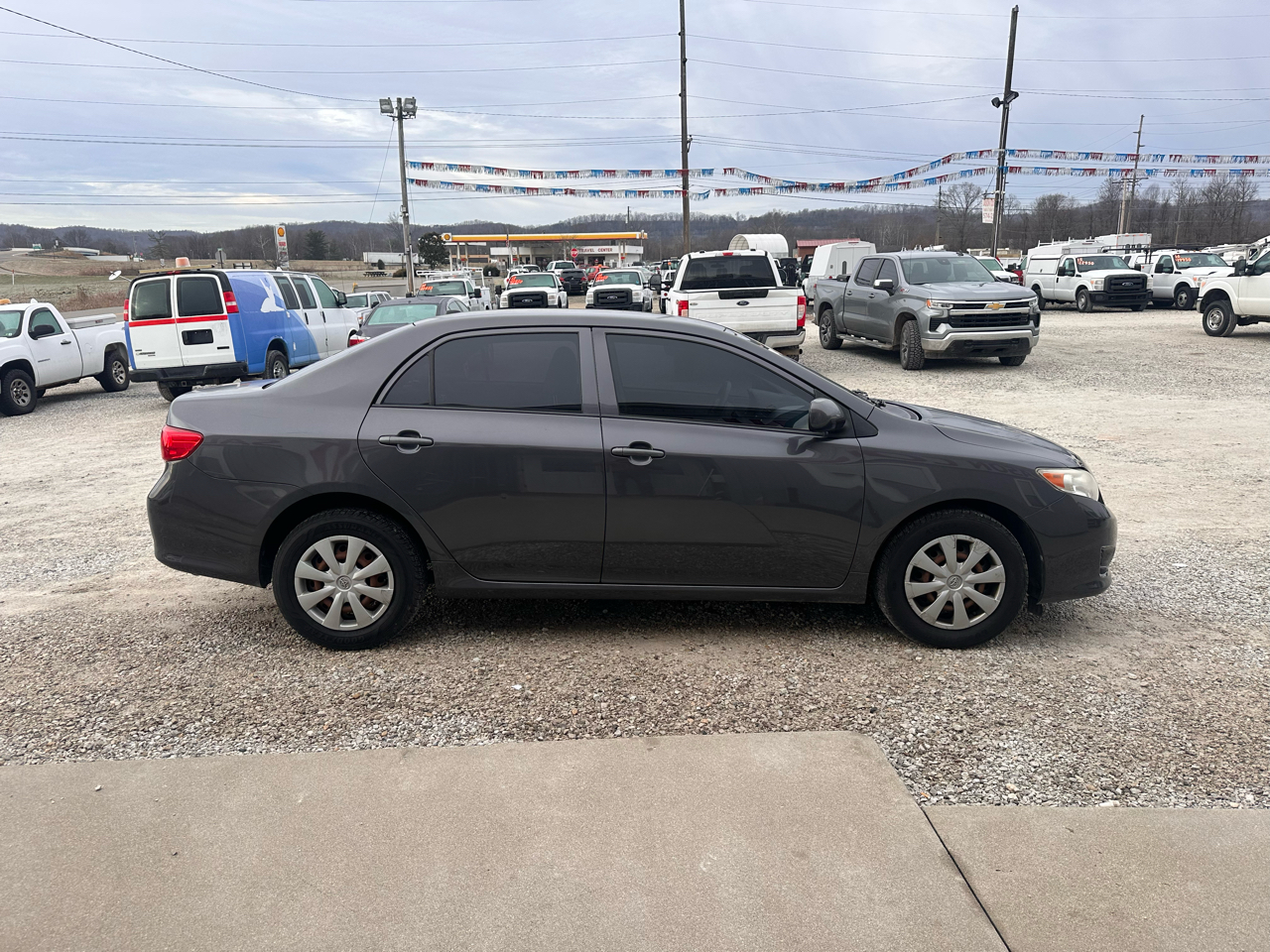 Toyota Corolla 4dr Sdn Man (Natl) 2010