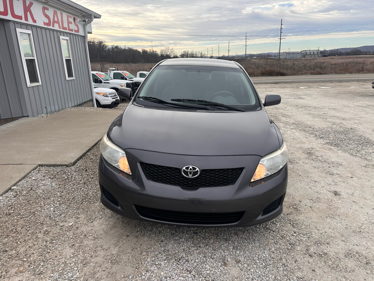 Toyota Corolla 4dr Sdn Man (Natl) 2010