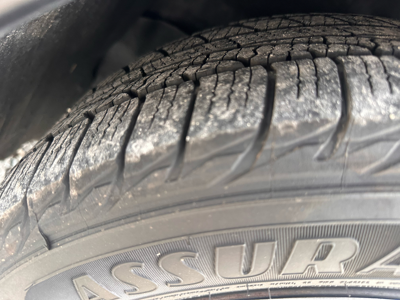 Toyota Corolla 4dr Sdn Man (Natl) 2010