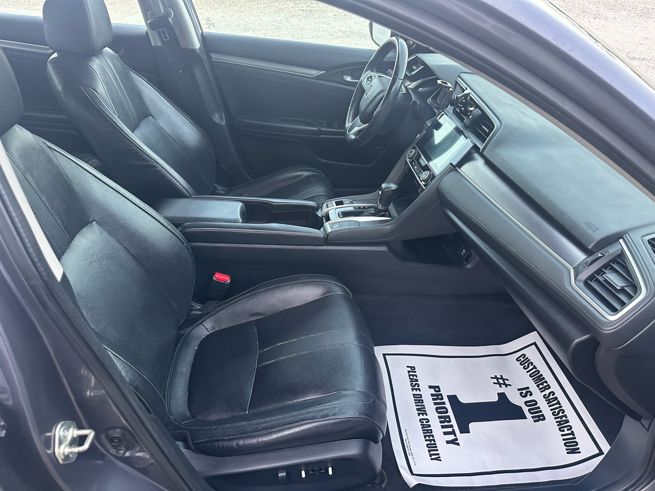 Honda Civic Sedan 4dr CVT Touring 2016