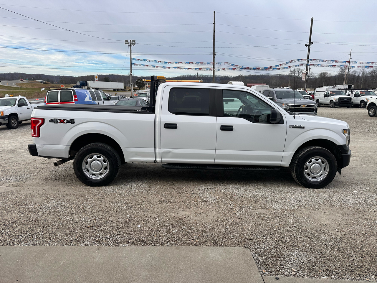 Ford F-150 XL 4WD SuperCrew 5.5' Box 2017