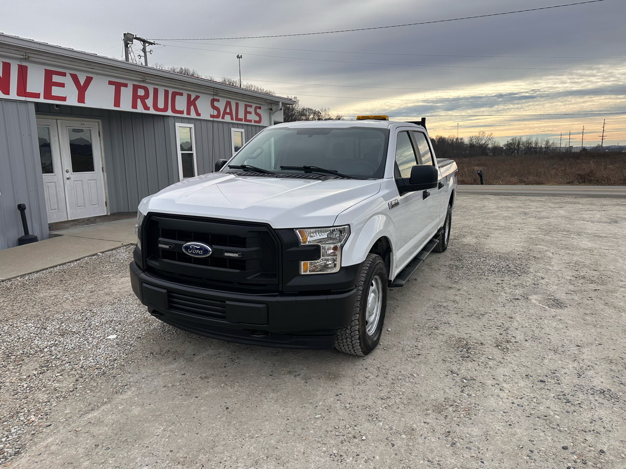 Ford F-150 XL 4WD SuperCrew 5.5' Box 2017