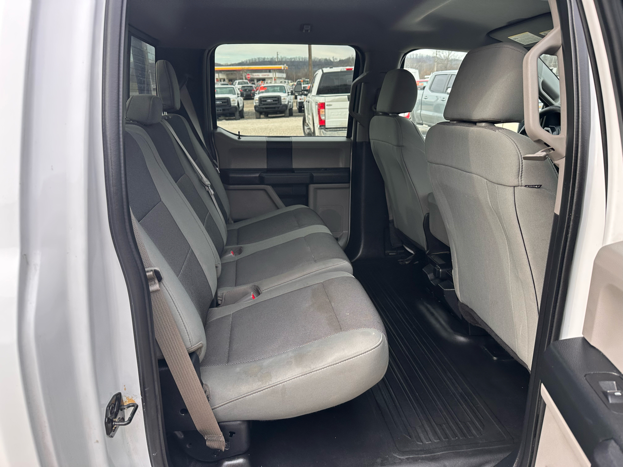 Ford F-150 XL 4WD SuperCrew 5.5' Box 2017