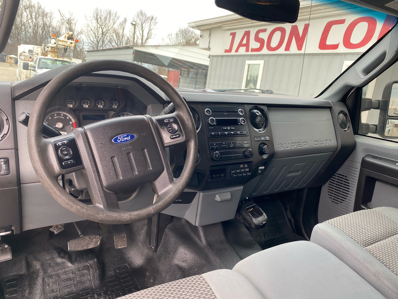 Ford Super Duty F-350 SRW 4WD SuperCab 162" WB 60" CA Lariat 2015