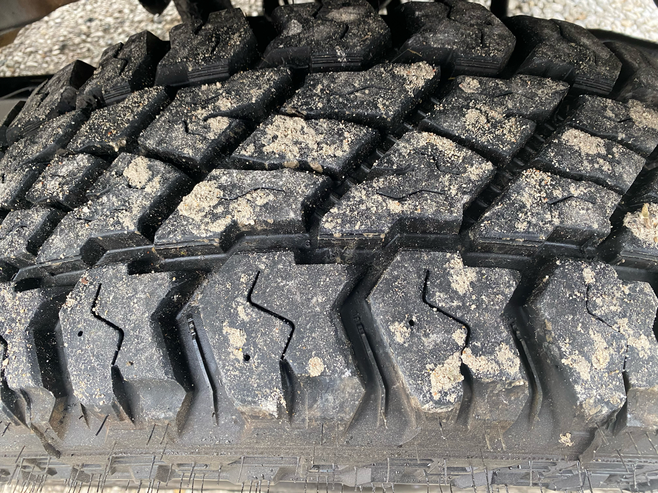 Ford Super Duty F-350 SRW 4WD SuperCab 162" WB 60" CA Lariat 2015