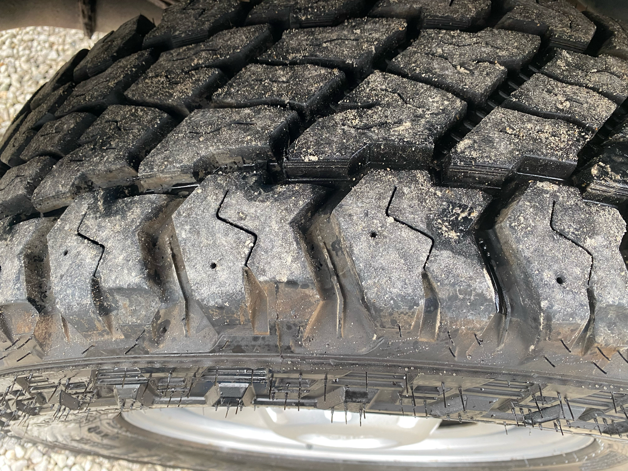 Ford Super Duty F-350 SRW 4WD SuperCab 162" WB 60" CA Lariat 2015