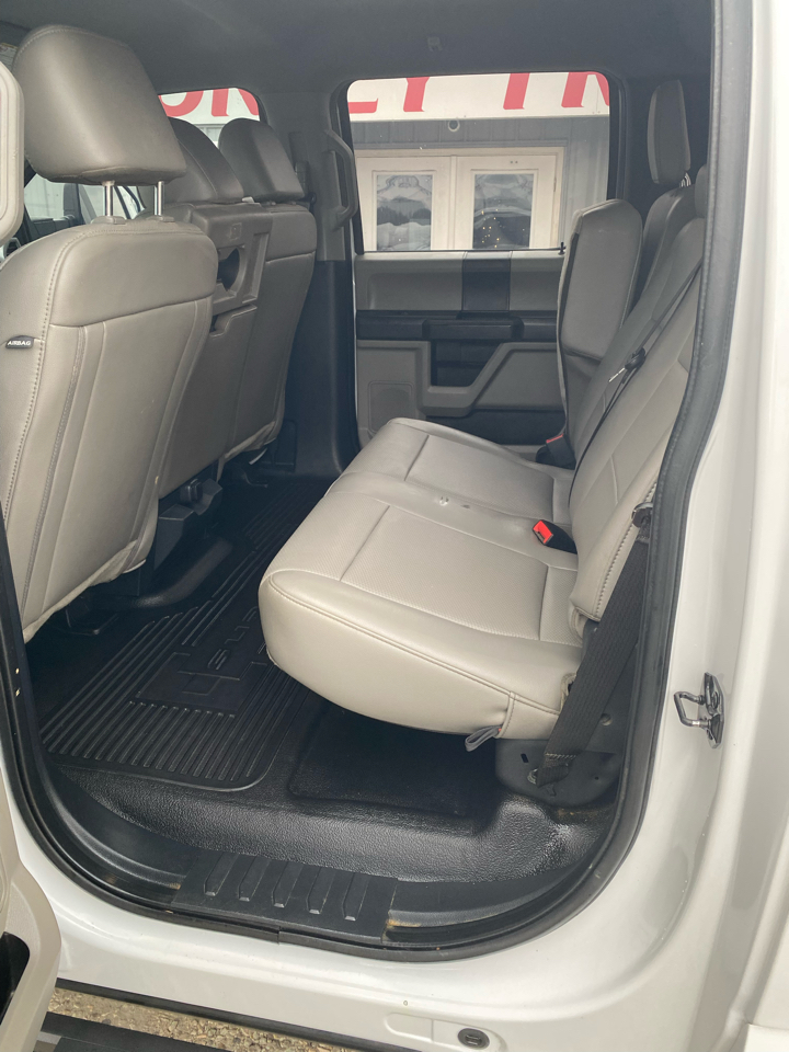 Ford Super Duty F-250 SRW 4WD SuperCab 158" XL 2022