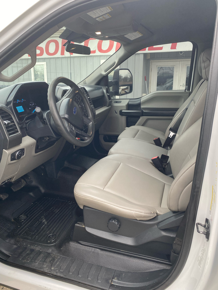 Ford Super Duty F-250 SRW 4WD SuperCab 158" XL 2022