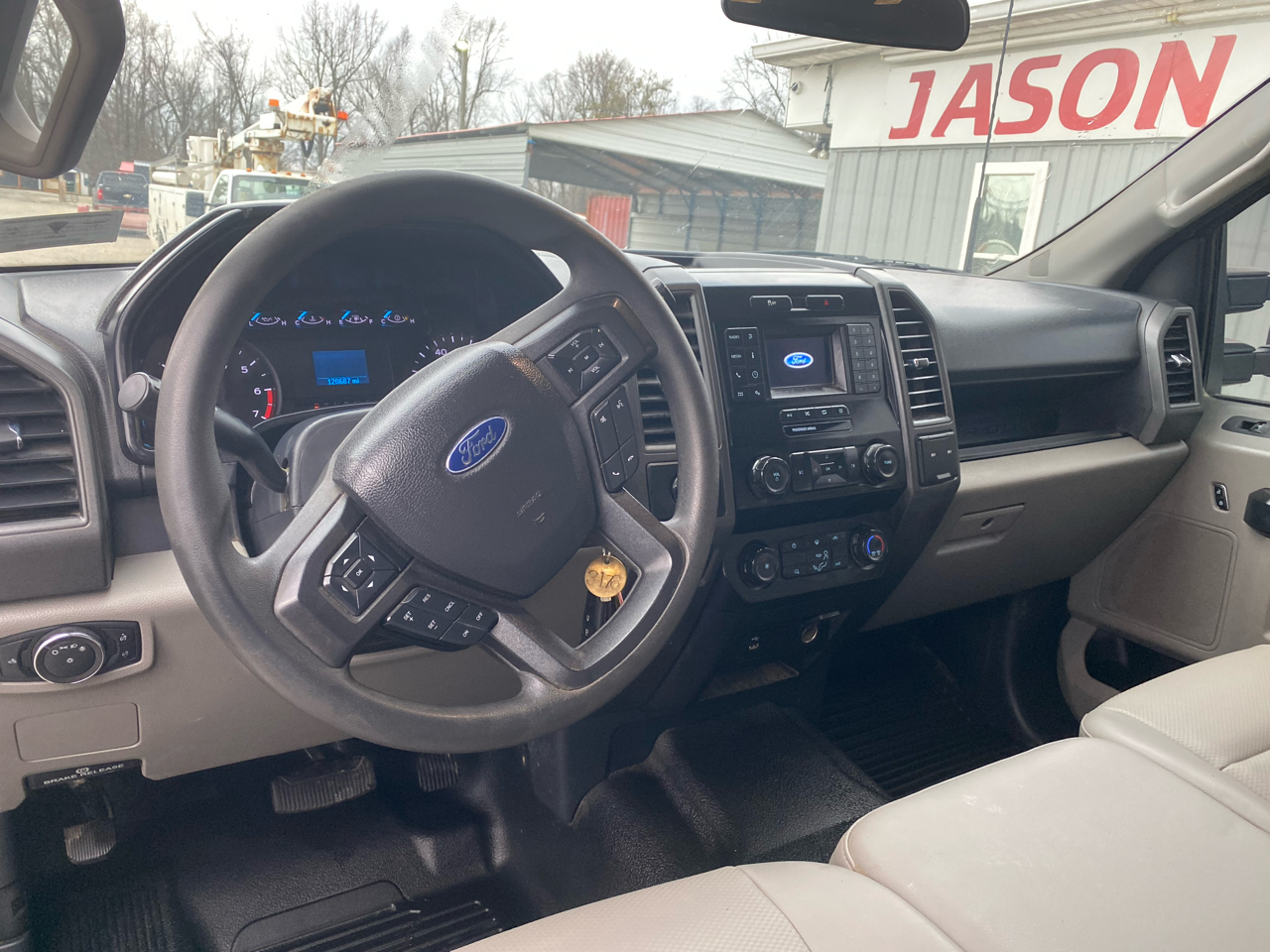 Ford Super Duty F-250 SRW 4WD SuperCab 158" XL 2022