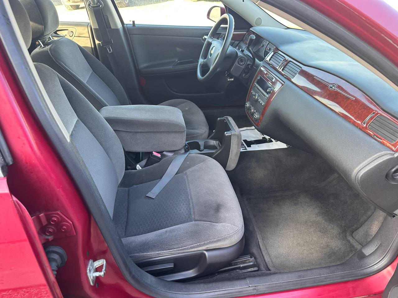 Chevrolet Impala 4dr Sdn LS 2006