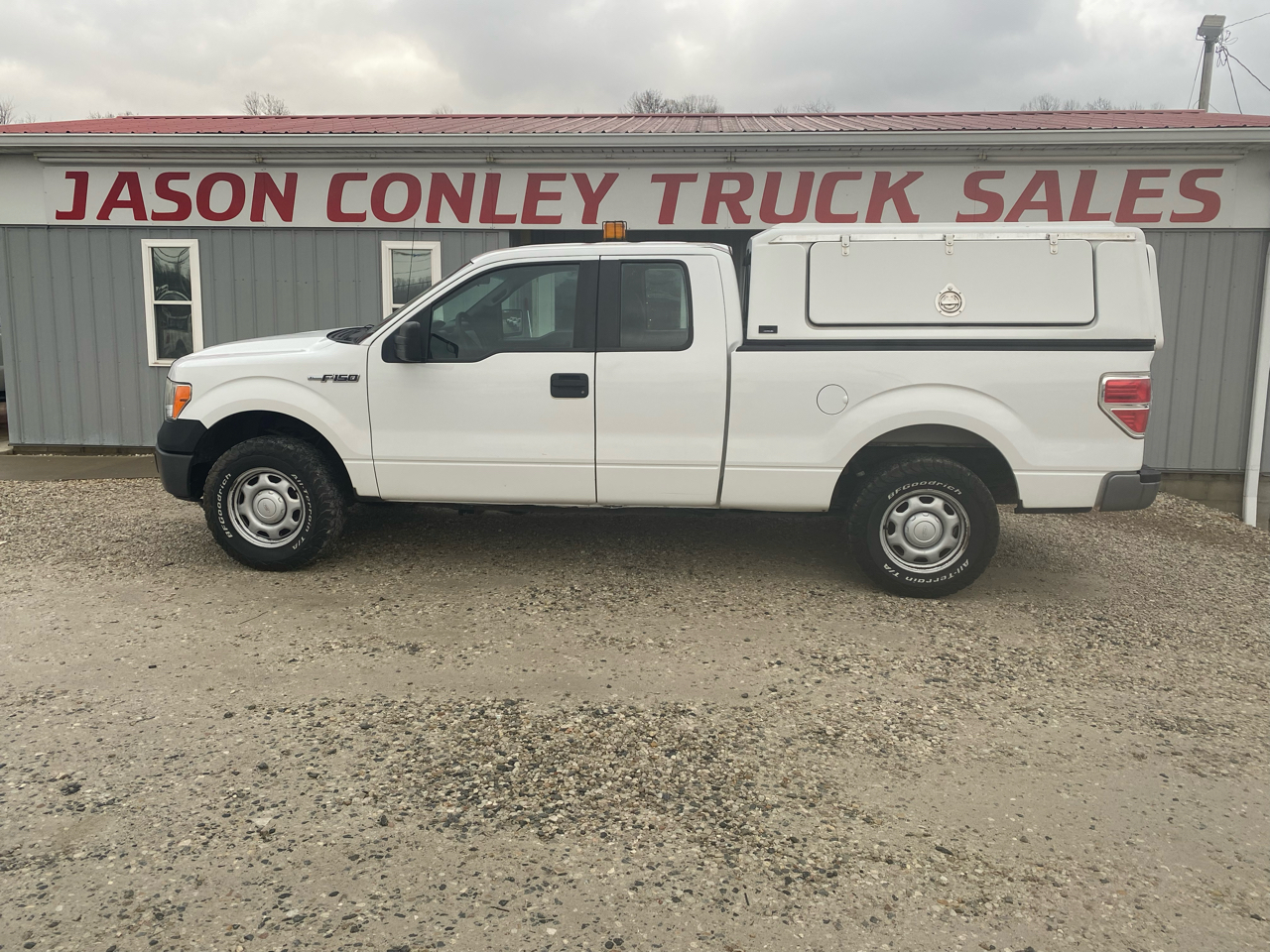 Ford F-150 4WD SuperCab 145" XL 2013