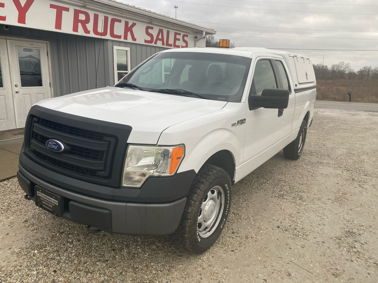 Ford F-150 4WD SuperCab 145" XL 2013