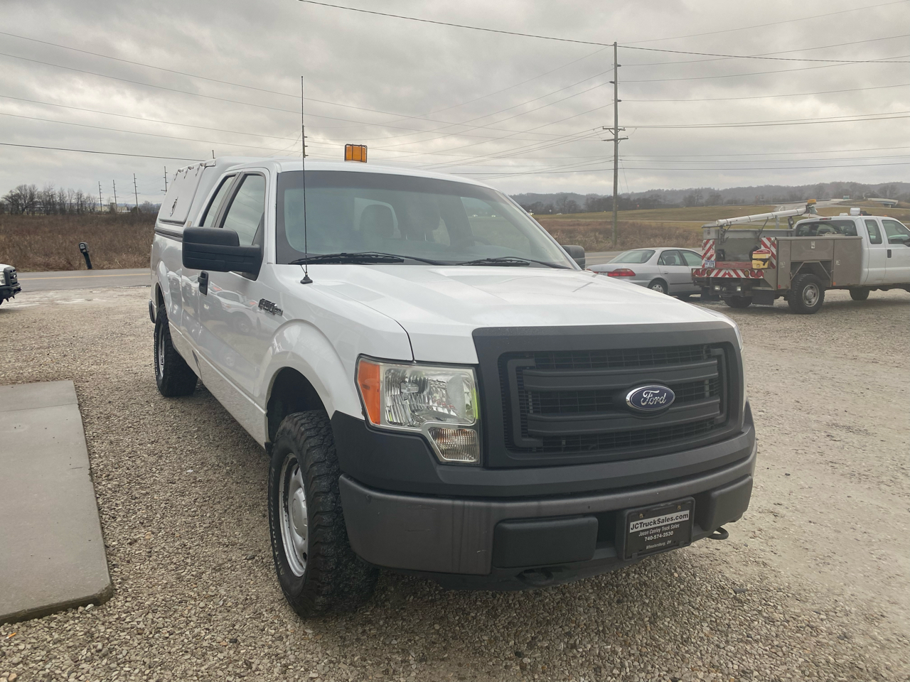 Ford F-150 4WD SuperCab 145" XL 2013