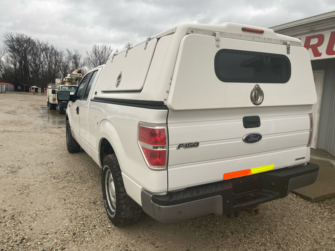Ford F-150 4WD SuperCab 145" XL 2013