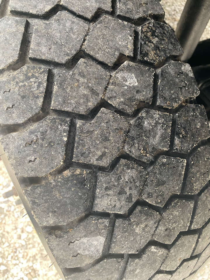 Ford Super Duty F-550 Reg Cab 165" WB XL 1999