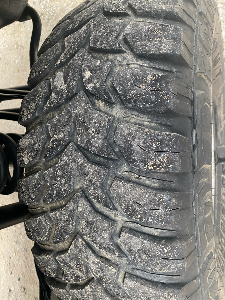 Ford Super Duty F-250 SRW 4WD Reg Cab 137" XL 2012