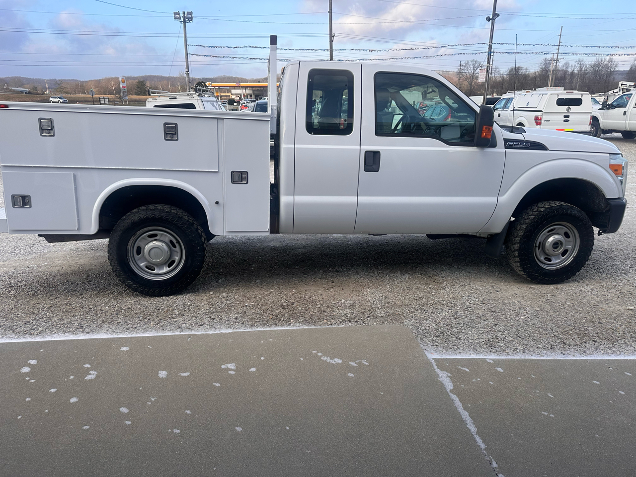Ford Super Duty F-250 SRW 4WD SuperCab 158" XL 2012