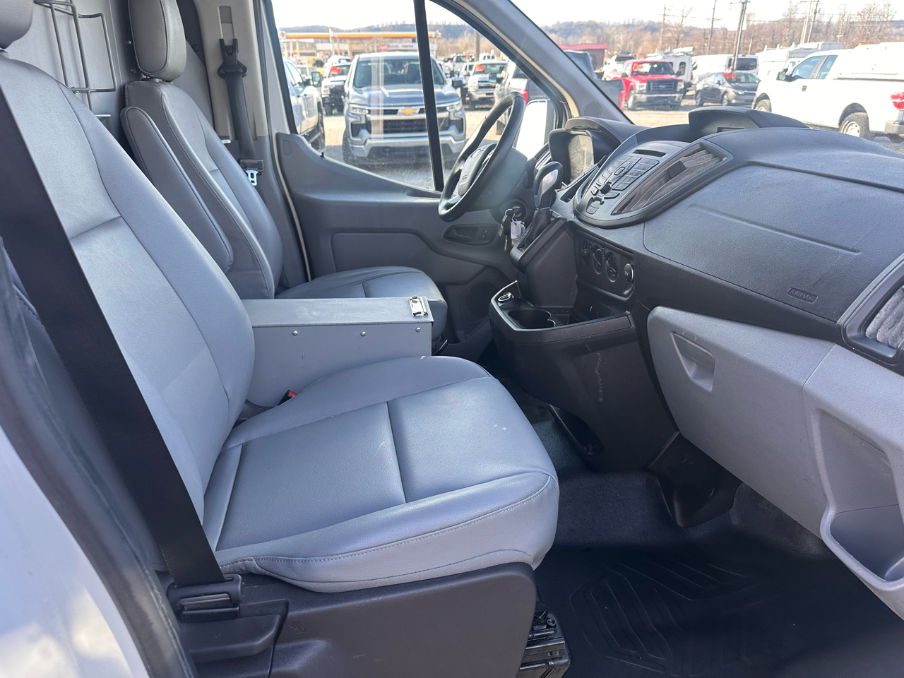 Ford Transit Van T-250 130" Low Rf 9000 GVWR Sliding RH Dr 2017