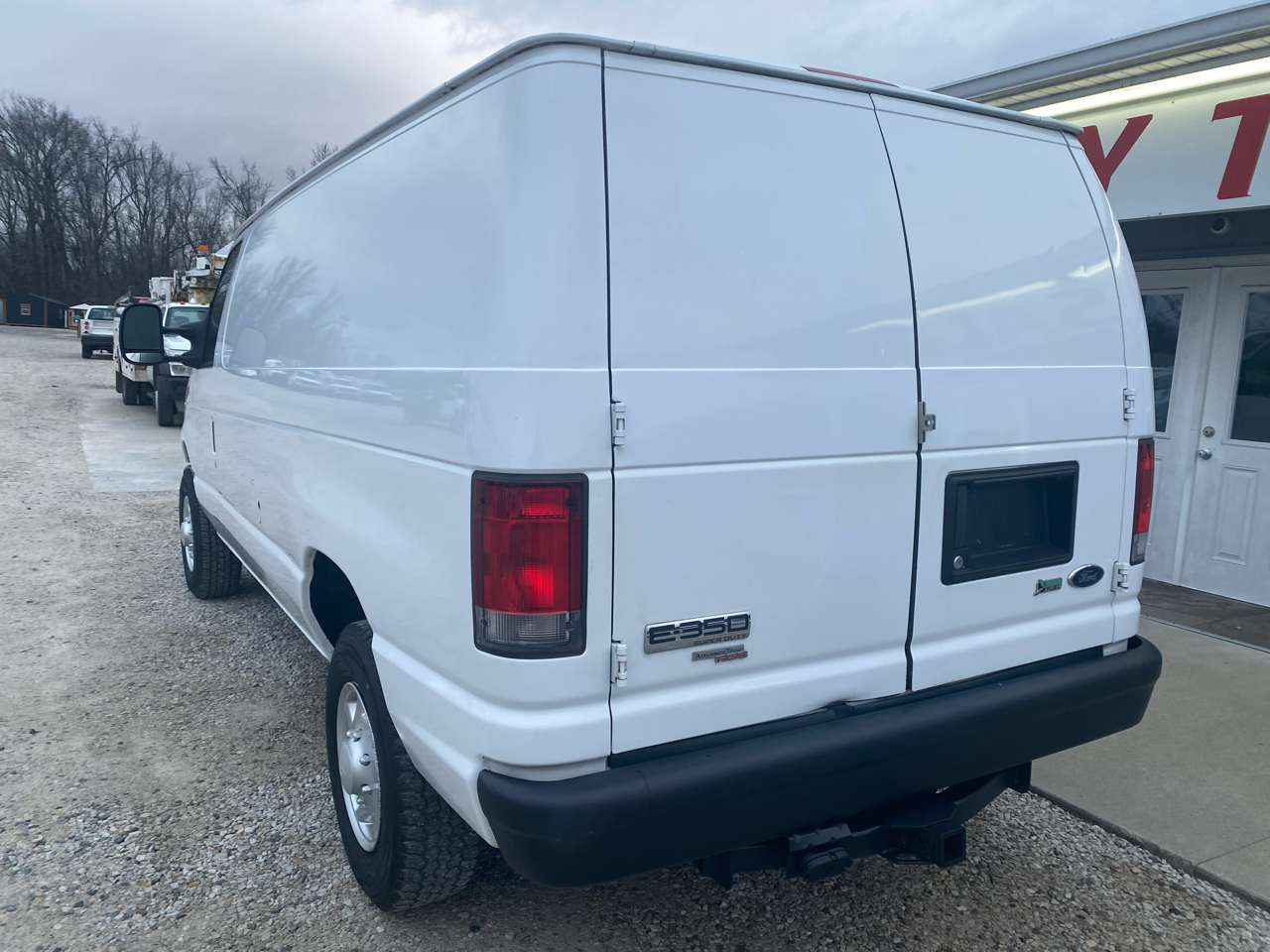 Ford Econoline Cargo Van E-350 Super Duty Recreational 2014