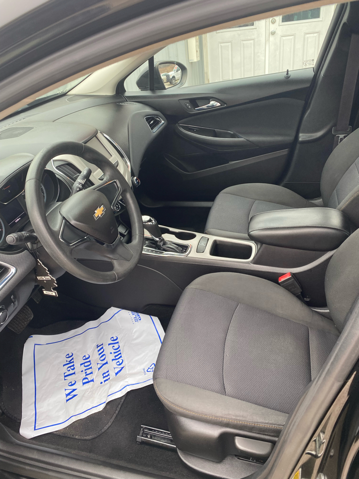 Chevrolet Cruze 4dr Sdn 1.4L LS w/1SB 2017