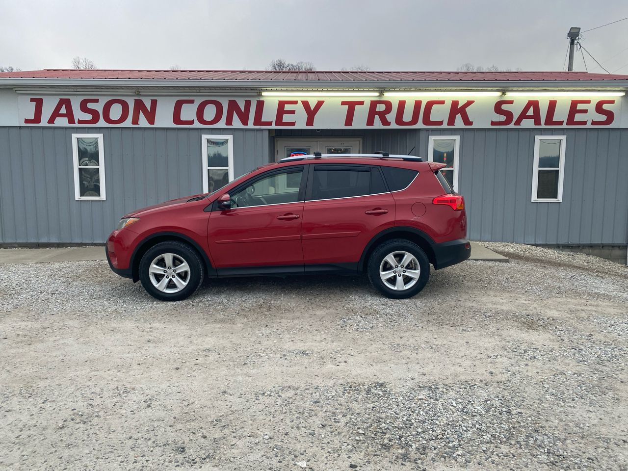 Toyota RAV4 AWD 4dr XLE (Natl) 2013