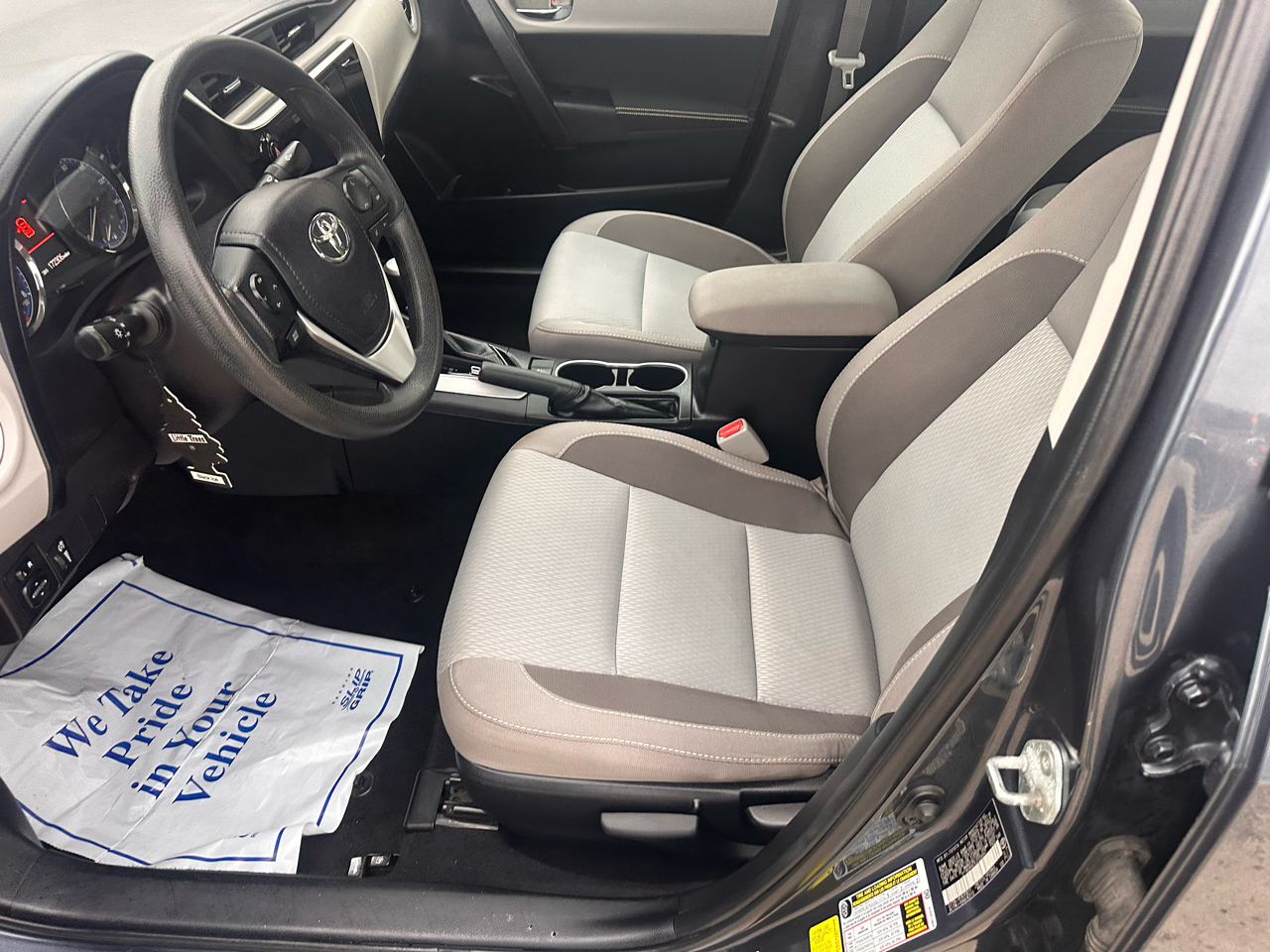 Toyota Corolla XLE CVT (Natl) 2018