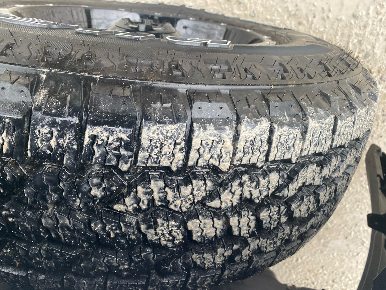 Ford F-150 4WD SuperCab 163" Lariat w/HD Payload Pkg 2015