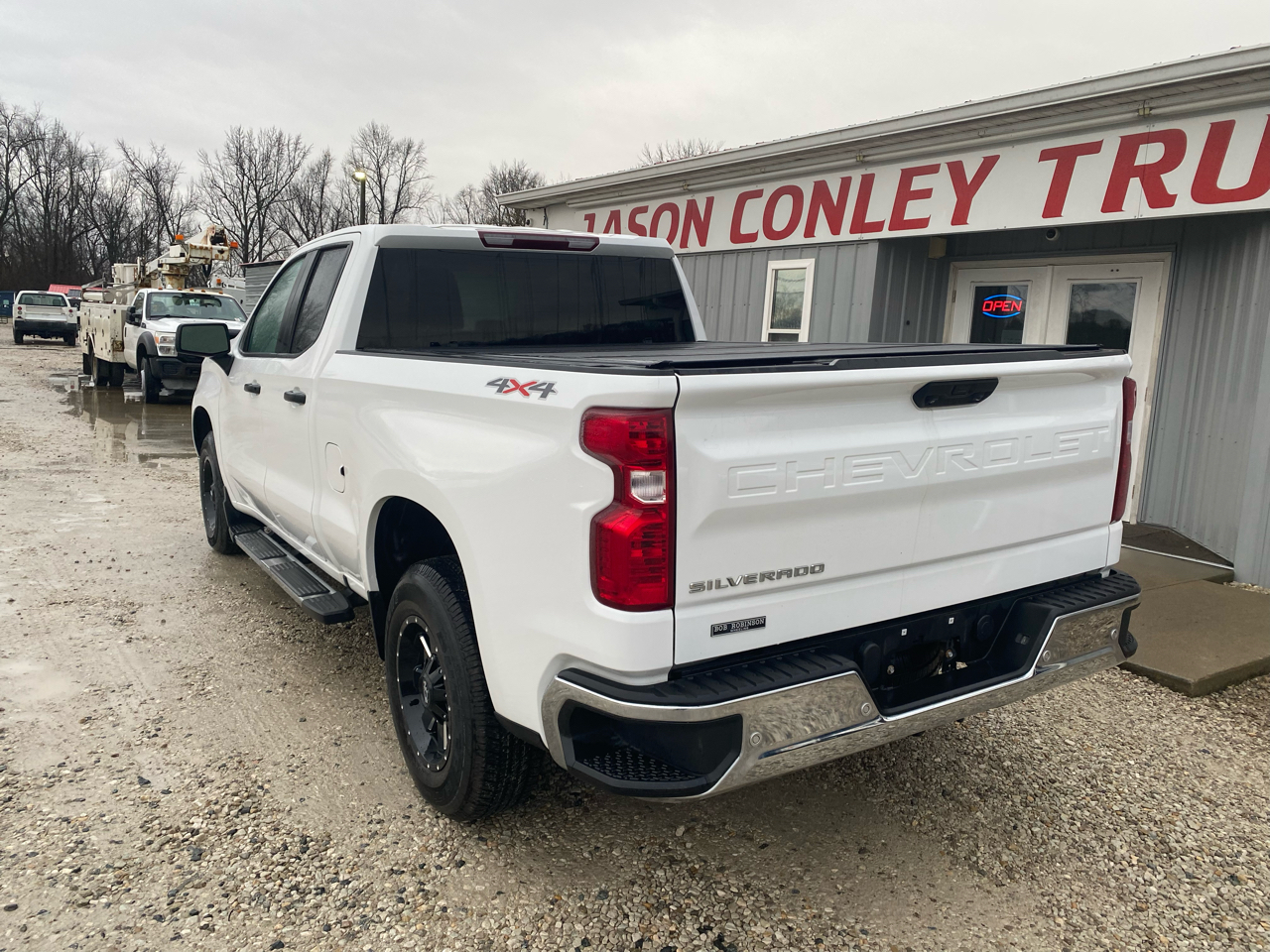 Chevrolet Silverado 1500 4WD Double Cab 147" Work Truck 2022