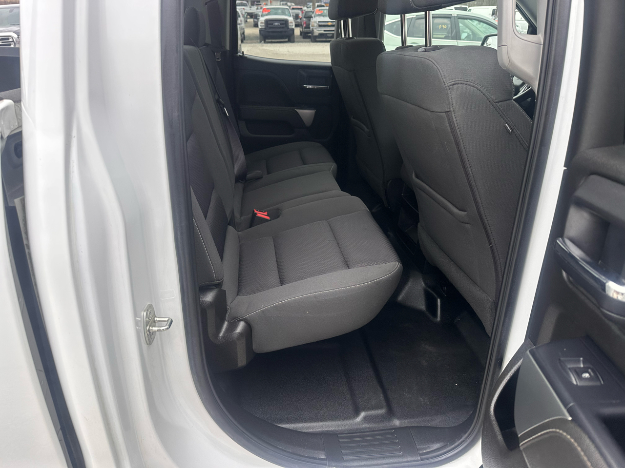 Chevrolet Silverado 1500 4WD Double Cab 143.5" LT w/1LT 2017