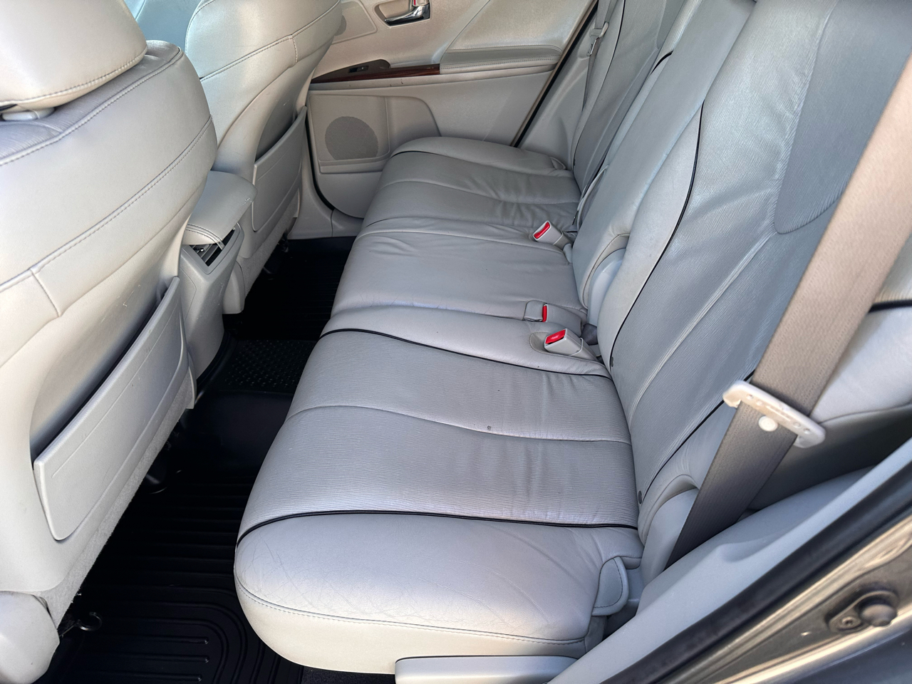 Toyota Venza 4dr Wgn V6 AWD (Natl) 2010