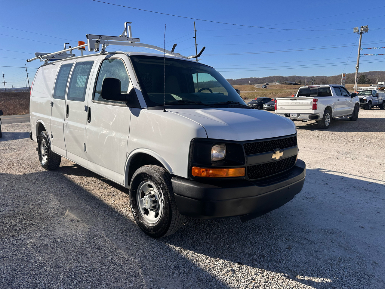Chevrolet Express Cargo Van RWD 2500 135" 2012