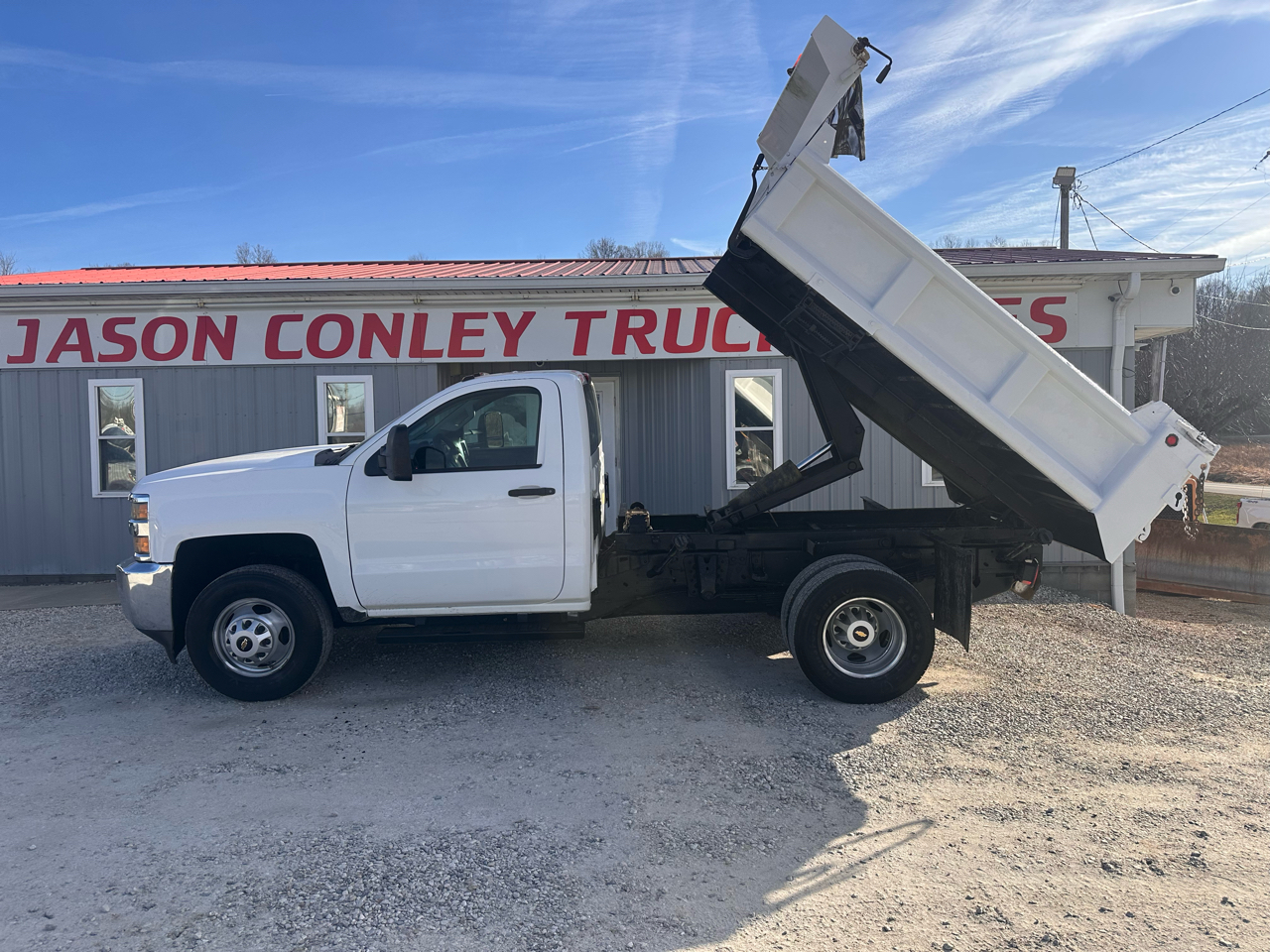 2015 Chevrolet Silverado 3500HD 2WD Reg Cab 137.5" WB, 59.06" CA WT