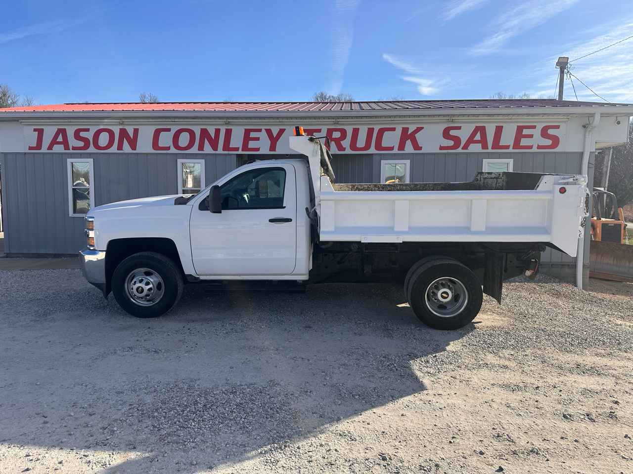 Chevrolet Silverado 3500HD 2WD Reg Cab 137.5" WB, 59.06" CA WT 2015