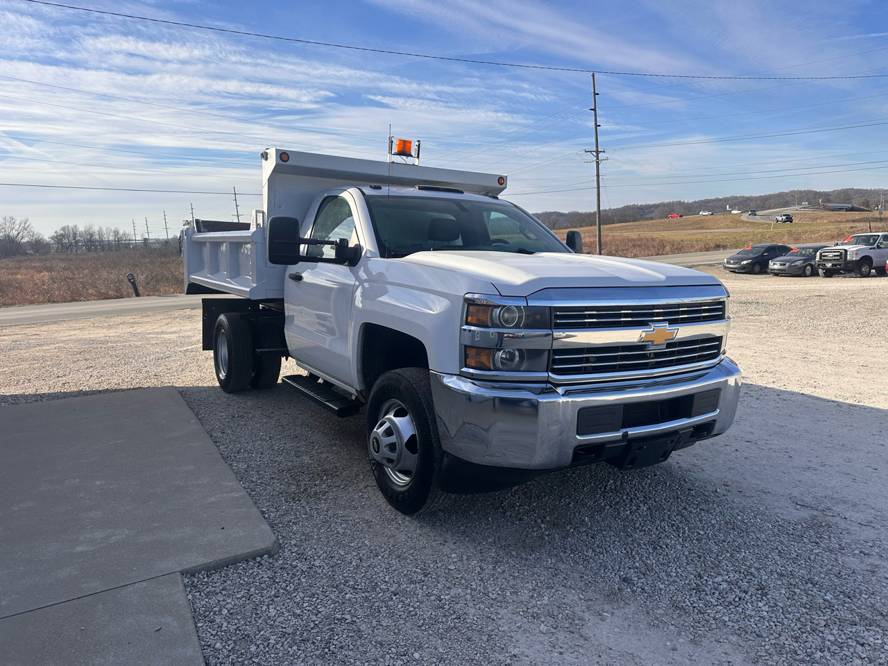 Chevrolet Silverado 3500HD 2WD Reg Cab 137.5" WB, 59.06" CA WT 2015