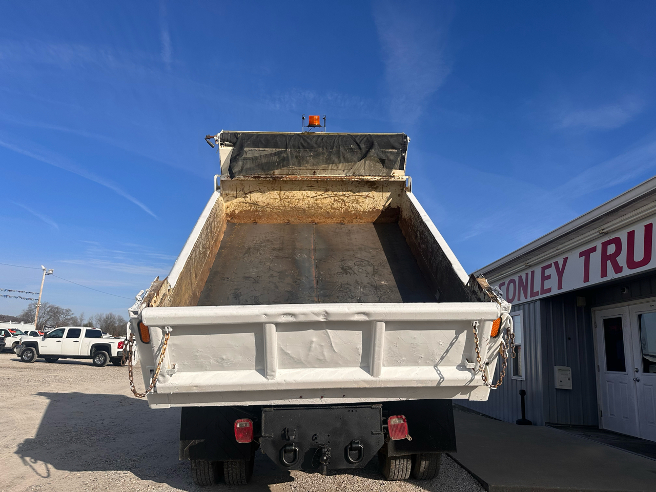 Chevrolet Silverado 3500HD 2WD Reg Cab 137.5" WB, 59.06" CA WT 2015